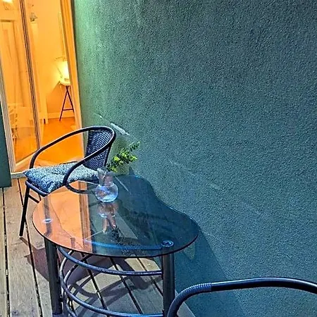 Vincent *